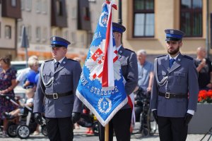 Policjanci ze Sztandarem.