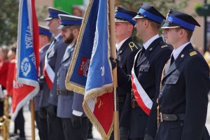 Poczty flagowe Policji i Straży Pożarnej.