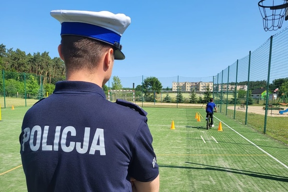 BEZPIECZEŃSTWO W CZASIE WAKACJI ODMIENIAMY PRZEZ WSZYSKIE PRZYPADKI